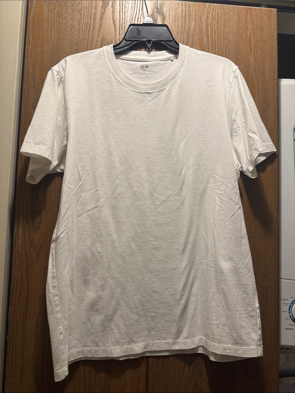 Uniqlo Men’s White Short Sleeve T-shirt Size: M